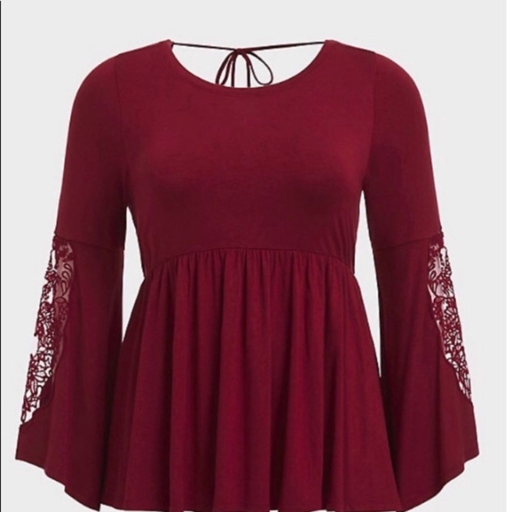 TORRID - 3X - Red babydoll blouse with bell sleeves